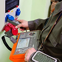 MPI-530 Измеритель параметров электробезопасности электроустановок